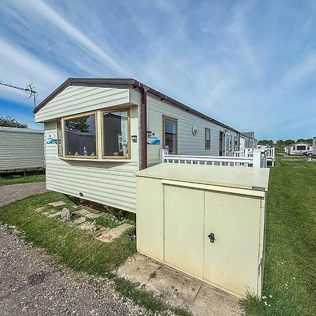 8 Berth Caravan With Decking At Sunnydale In Lincolnshire Ref 35087S Louth  Exteriér fotografie